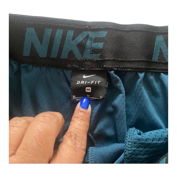 Nike Dri-Fit Green/Blue  Mesh Elastic Waist Long Athletic Shorts Sz M - Picture 5 of 9